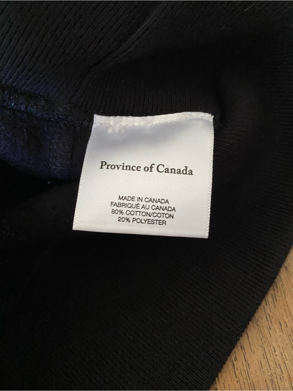 New! Province of Canada’The Madness’ Sweatshirt Netflix Series Filmed Ontario 🇨🇦 - Picture 5 of 5